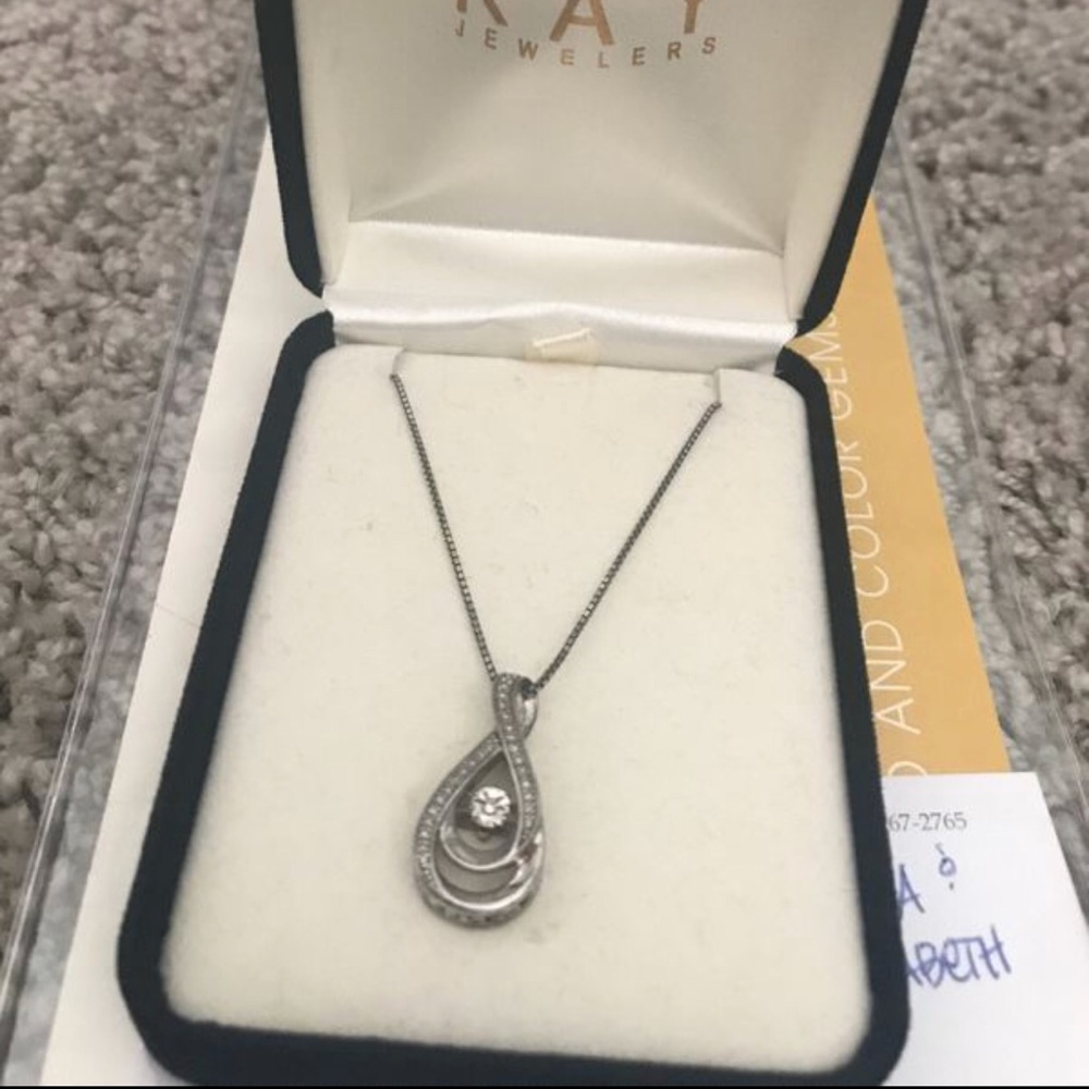 Kay Jewelers necklace